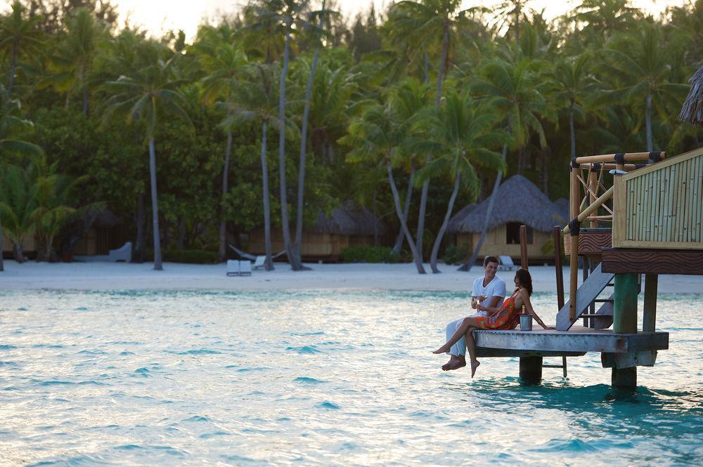 Bora Bora Pearl Beach Hotel 5*