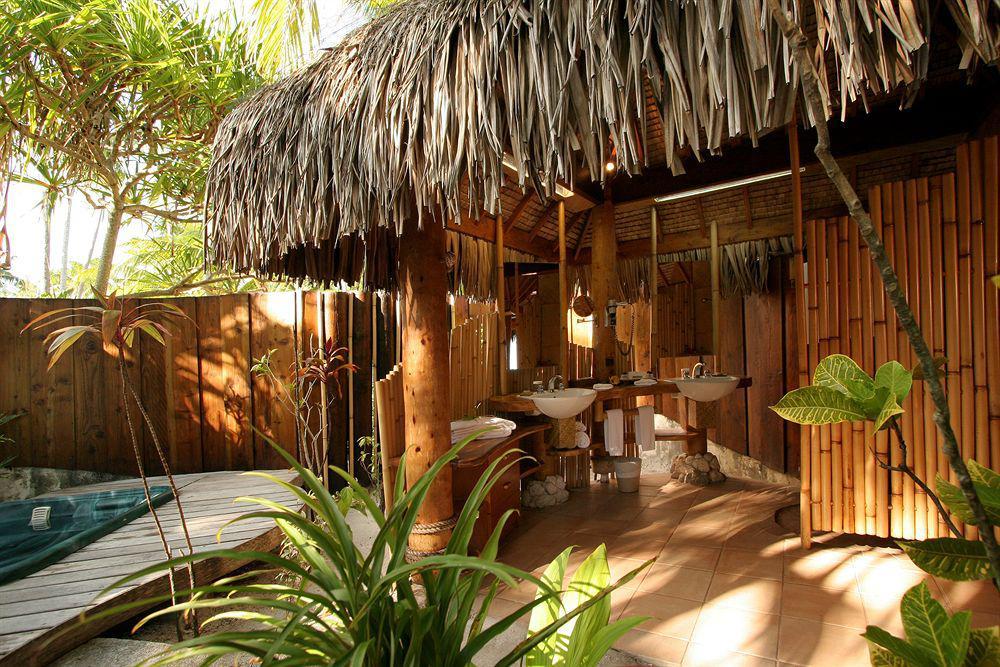 Bora Bora Pearl Beach Hotel 5*