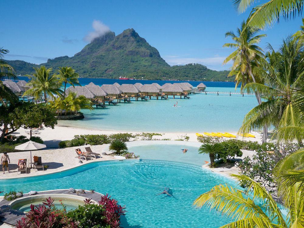 Hotel Bora Bora Pearl Beach 5*