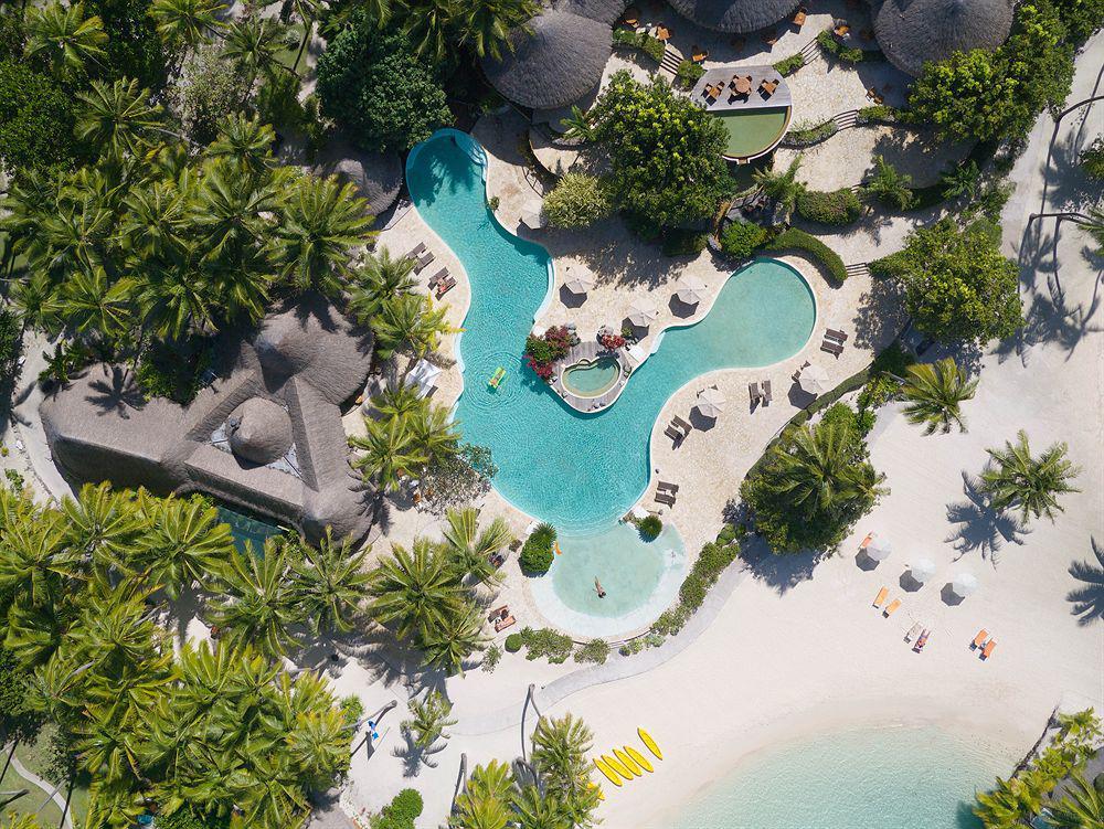 Bora Bora Pearl Beach Hotel 5*